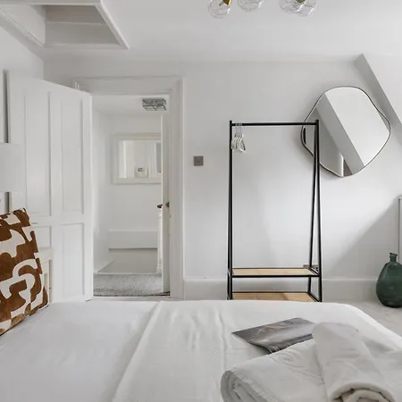 Serenity Escape - La Reserve Knightsbridge London Exterior photo