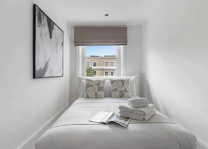 Serenity Escape - La Reserve Knightsbridge